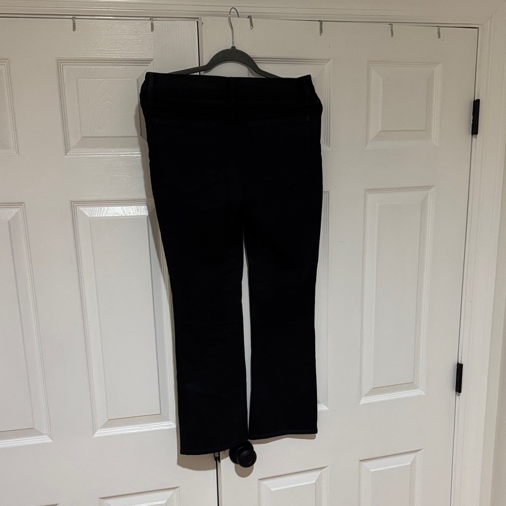 Madewell Women's Straight Leg Jeans in Black - Picture 12 of 13